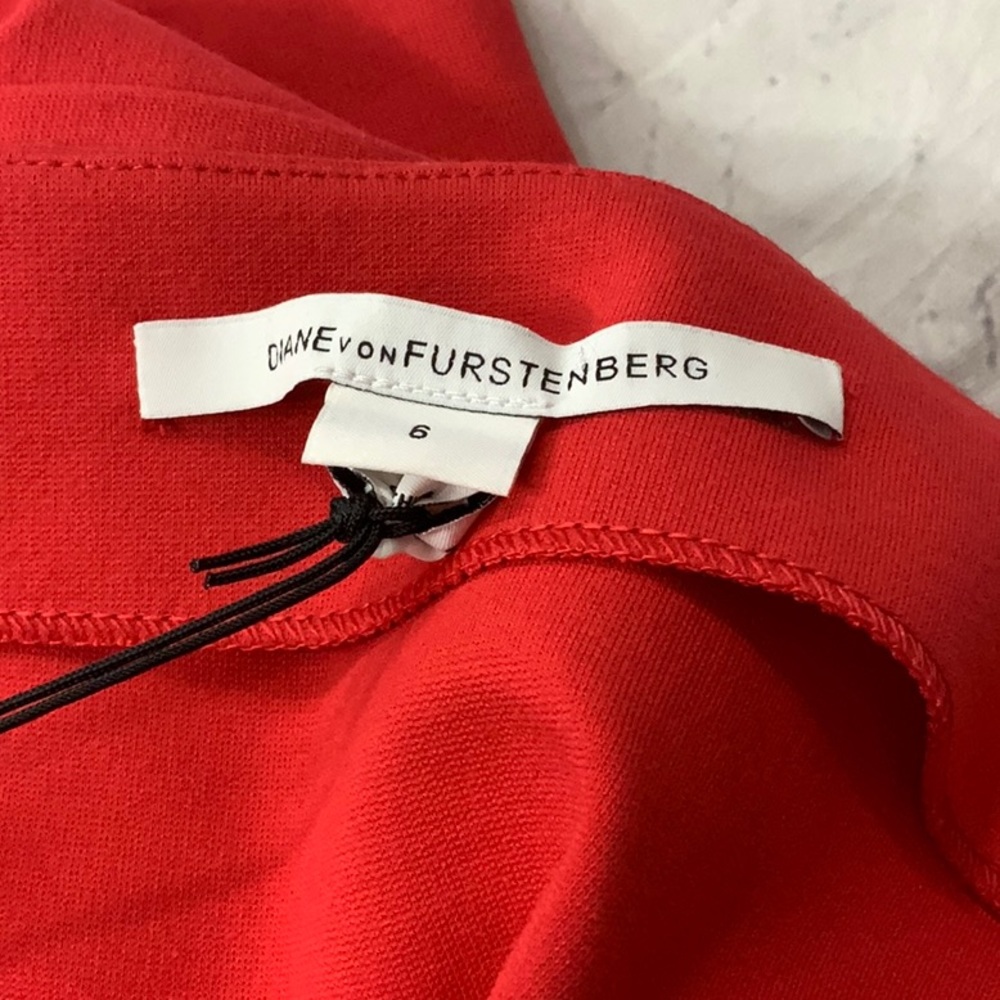 DVF RED lined NWT PENCIL Skirt - Picture 8 of 10